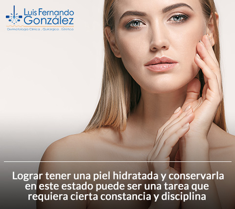 Especialista en Dermatología en Bogotá Mujer Piel Hidratada